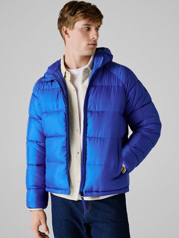 Giacca di mezza stagione 'MICRO RIPSTOP PUFFER' di Red Bull Racing x Pepe Jeans in blu: frontale