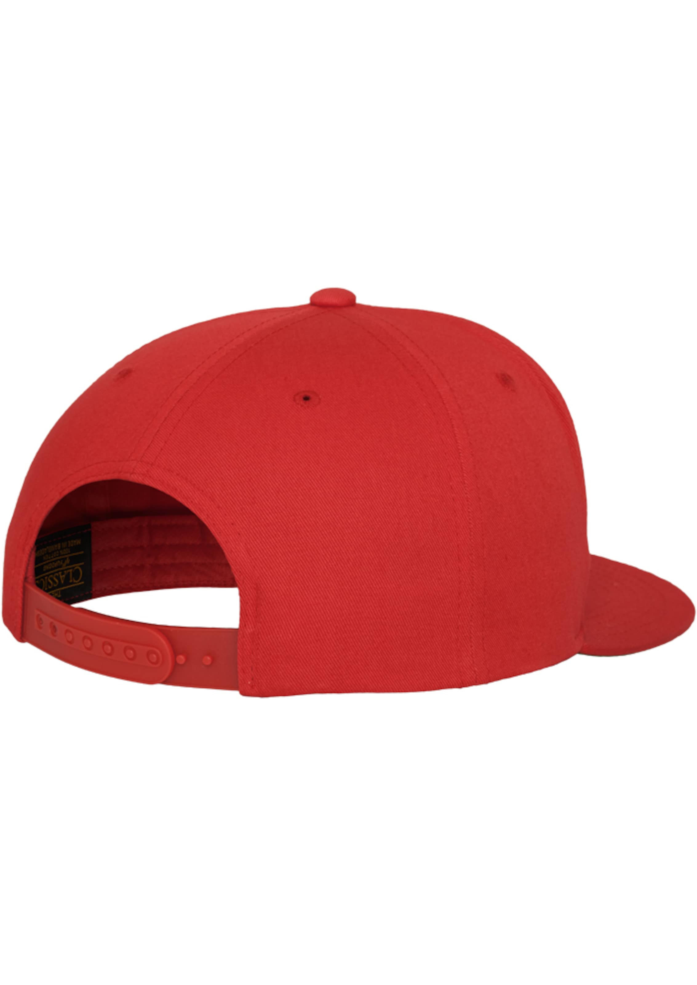 Flexfit Cap in Red