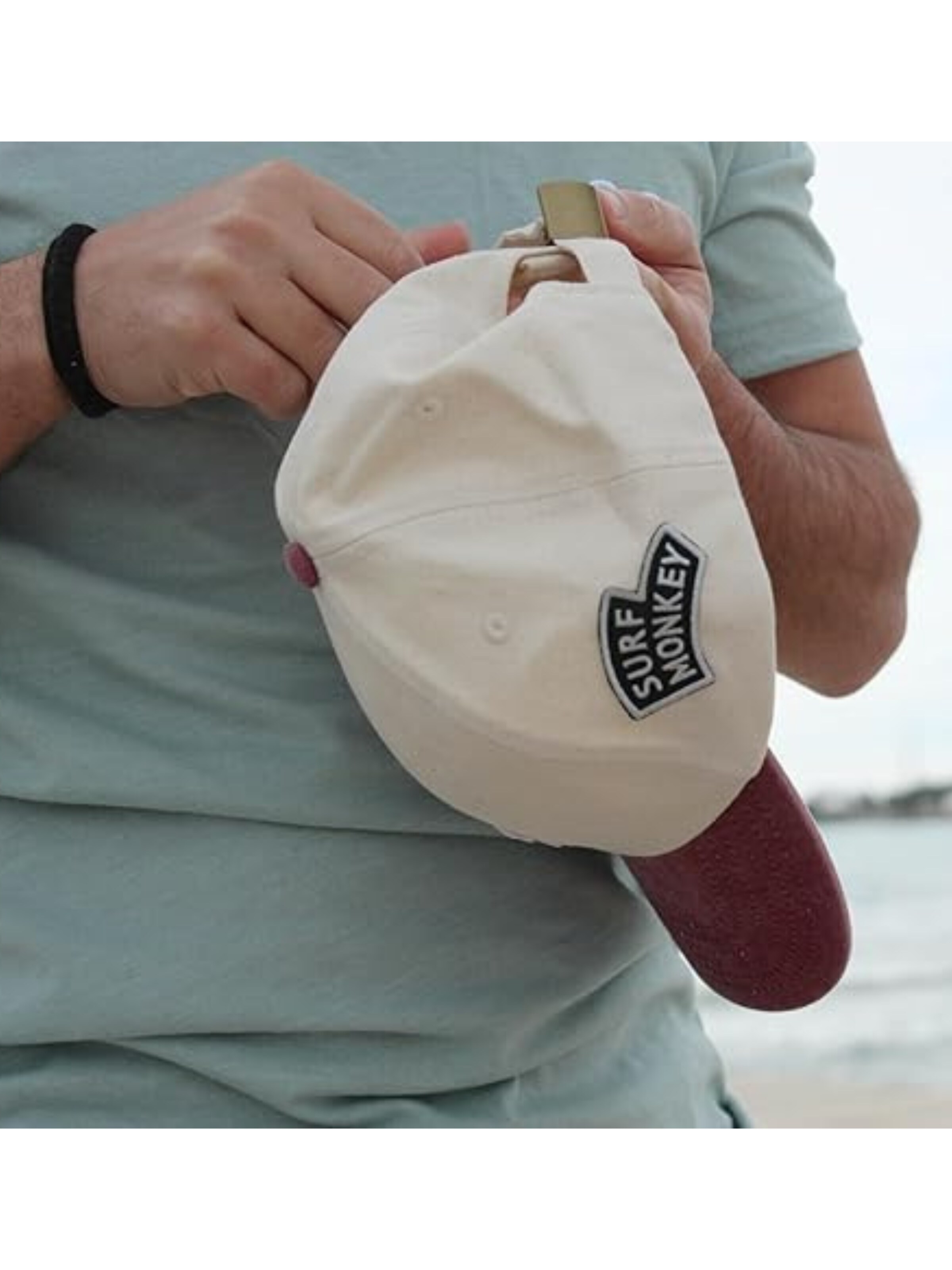 Surf Monkey Sports cap in Red