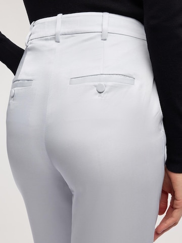 Pantaloni di Trussardi in blu