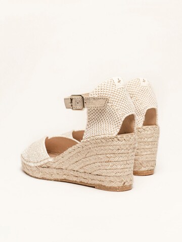 Sandalo con cinturino 'Alpargata Cuña 7 cm' di Alhamas in beige