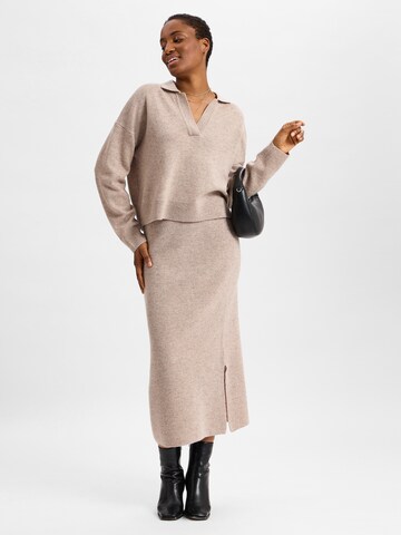 Marie Lund Sweater in Beige