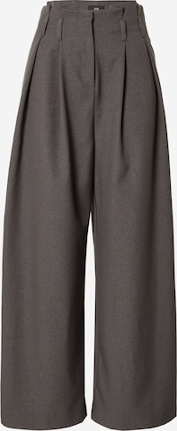 Wide Leg Pantalon à pince River Island en gris : devant