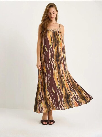 Abito estivo di Bianco Lucci in marrone