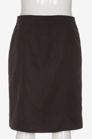 Bexleys Skirt in XXL in Brown