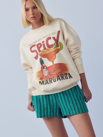 Next Sweatshirt 'Tabasco Spicy Margarita' in Beige: Vorderseite