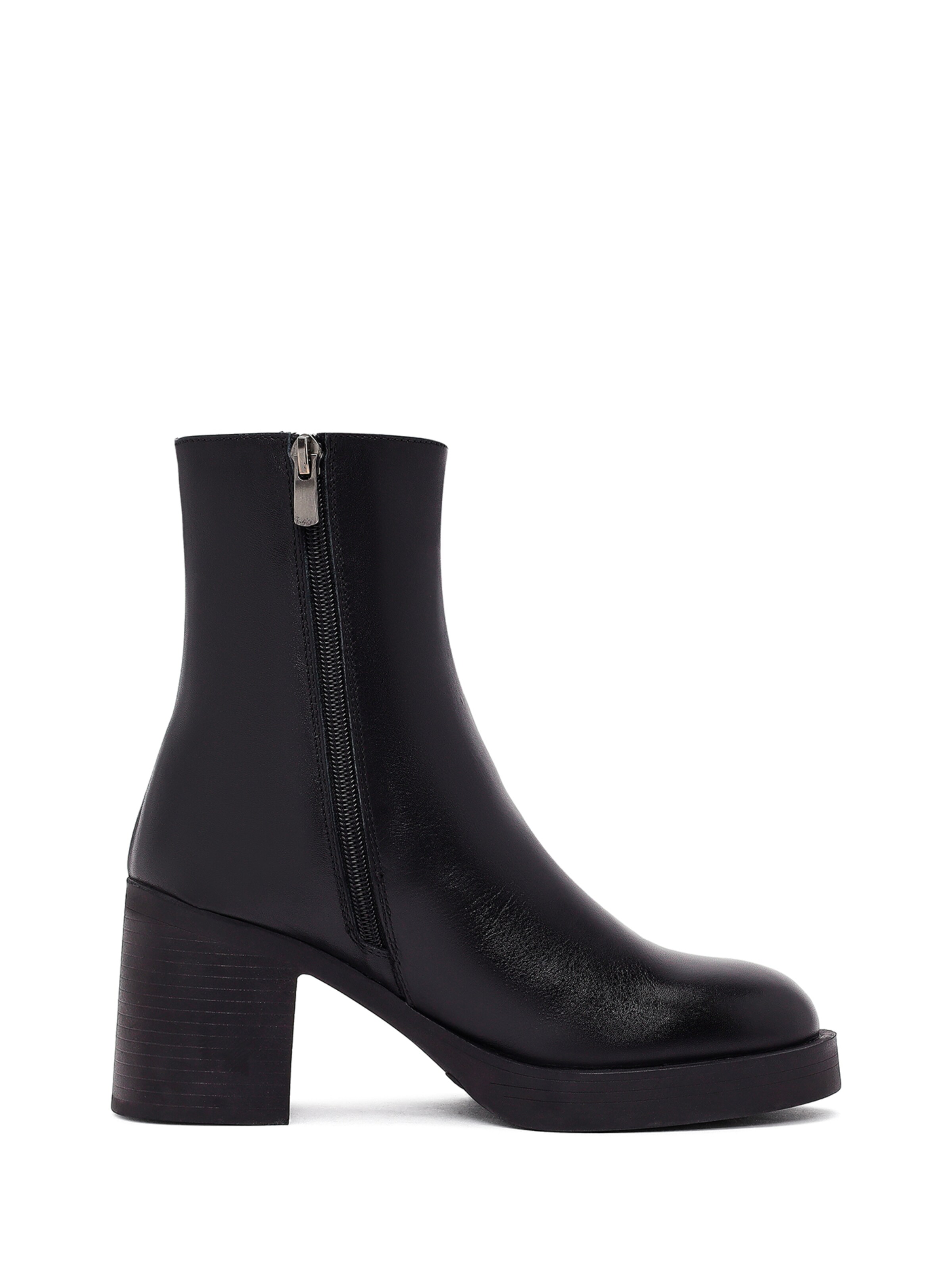 Stivaletto di Derimod in nero