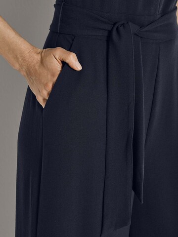MADELEINE Jumpsuit in Blauw