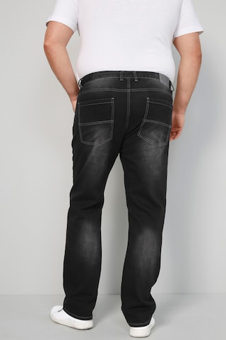 Men Plus Regular Jeans in Schwarz