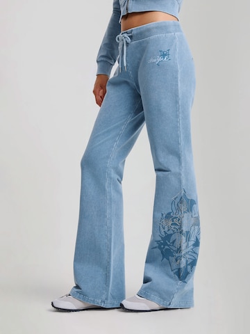 Ed Hardy Wide Leg Hose in Blau: Vorderseite