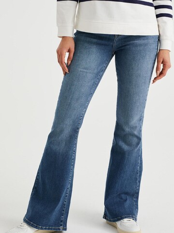 WE Fashion Flared Jeans in Blauw: voorkant