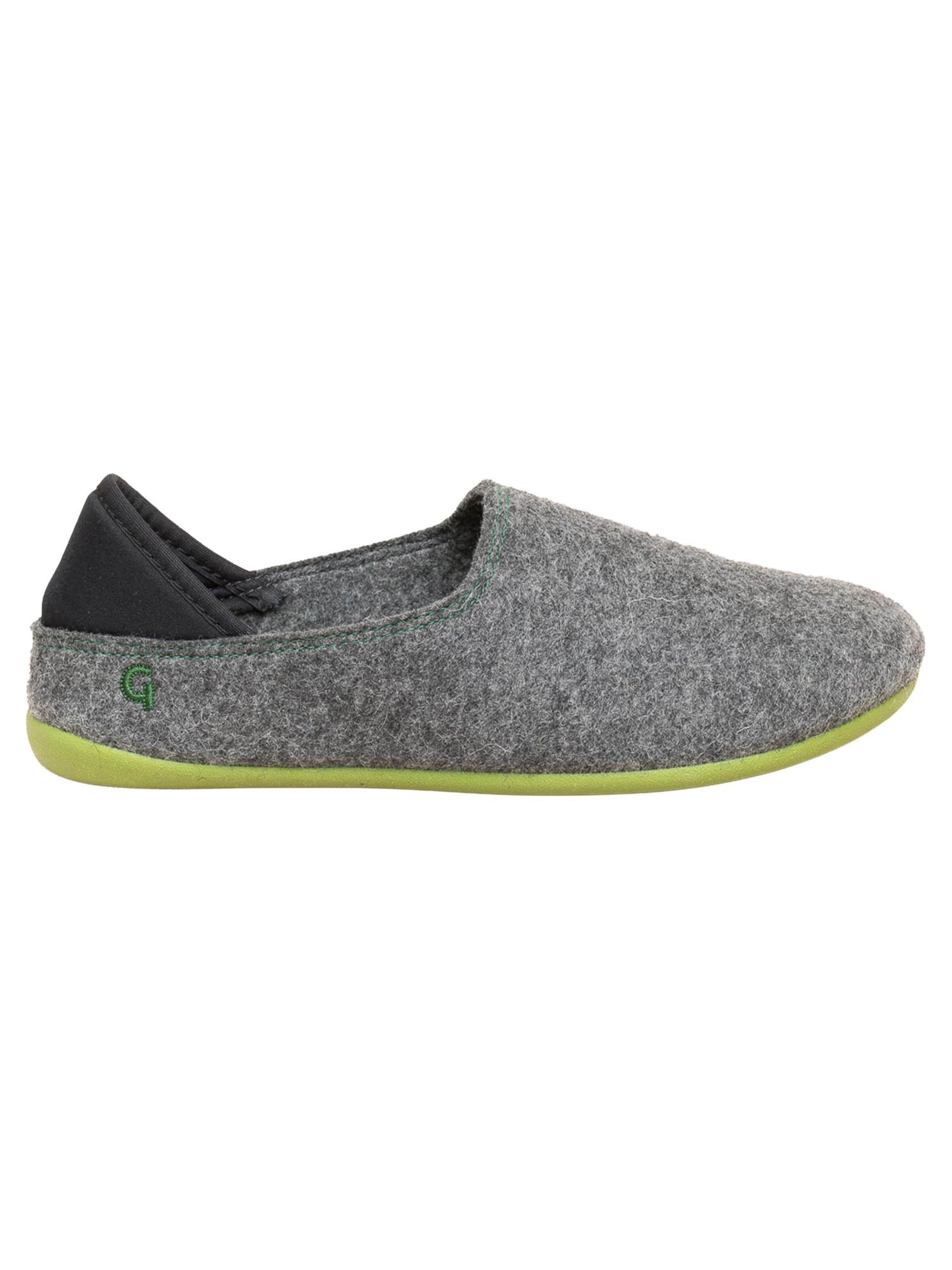 Gottstein Classic Flats 'Wool Slip-On' in Grey: front