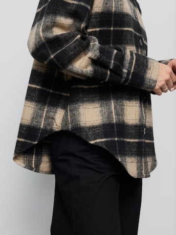 RÆRE by Lorena Rae Blouse 'Annelie' in Brown