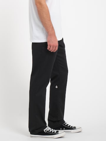 Volcom Slimfit Chinohose 'FRICKIN' in Schwarz