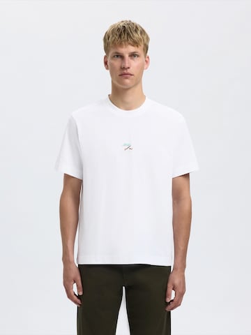 SELECTED - Camisa 'SLHPETE LICENSE' em branco