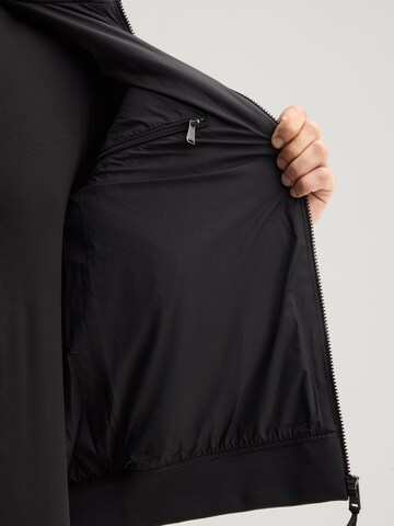 Veste mi-saison JOOP! Jeans en noir