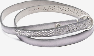 b.belt Handmade in Germany Belt in XS in Grey: front