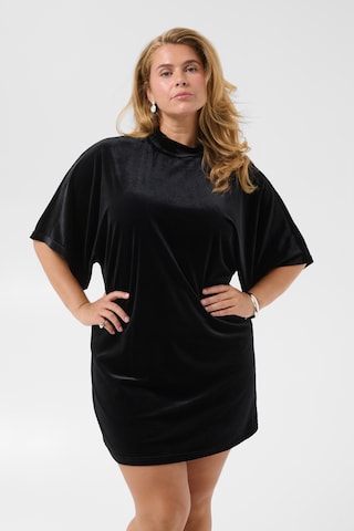 Robe KAFFE CURVE en noir : devant