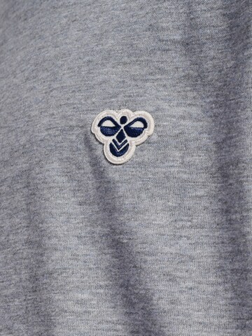 Hummel Funktionsshirt in Grau