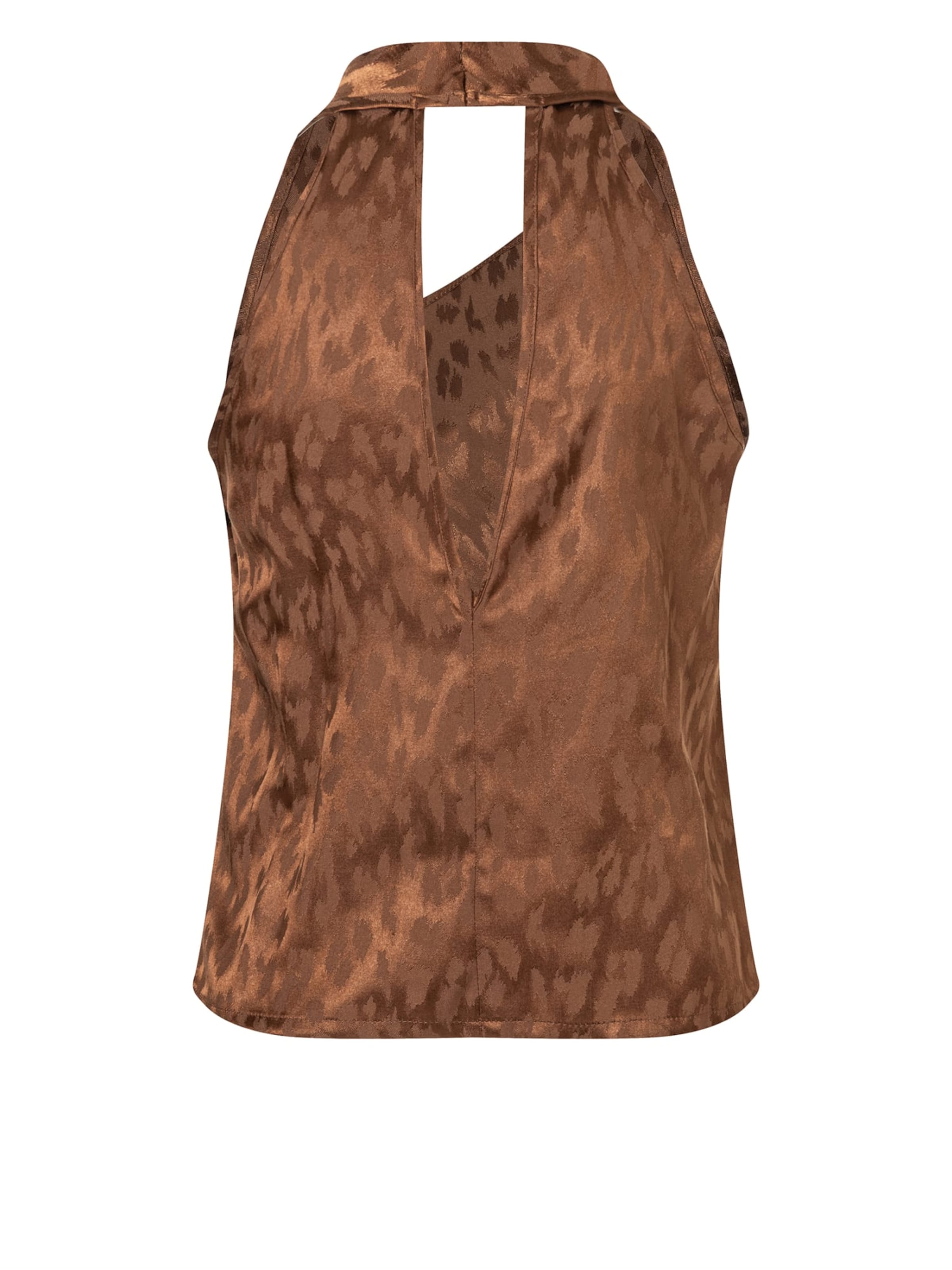 Ana Alcazar Top 'Drial' in Bruin