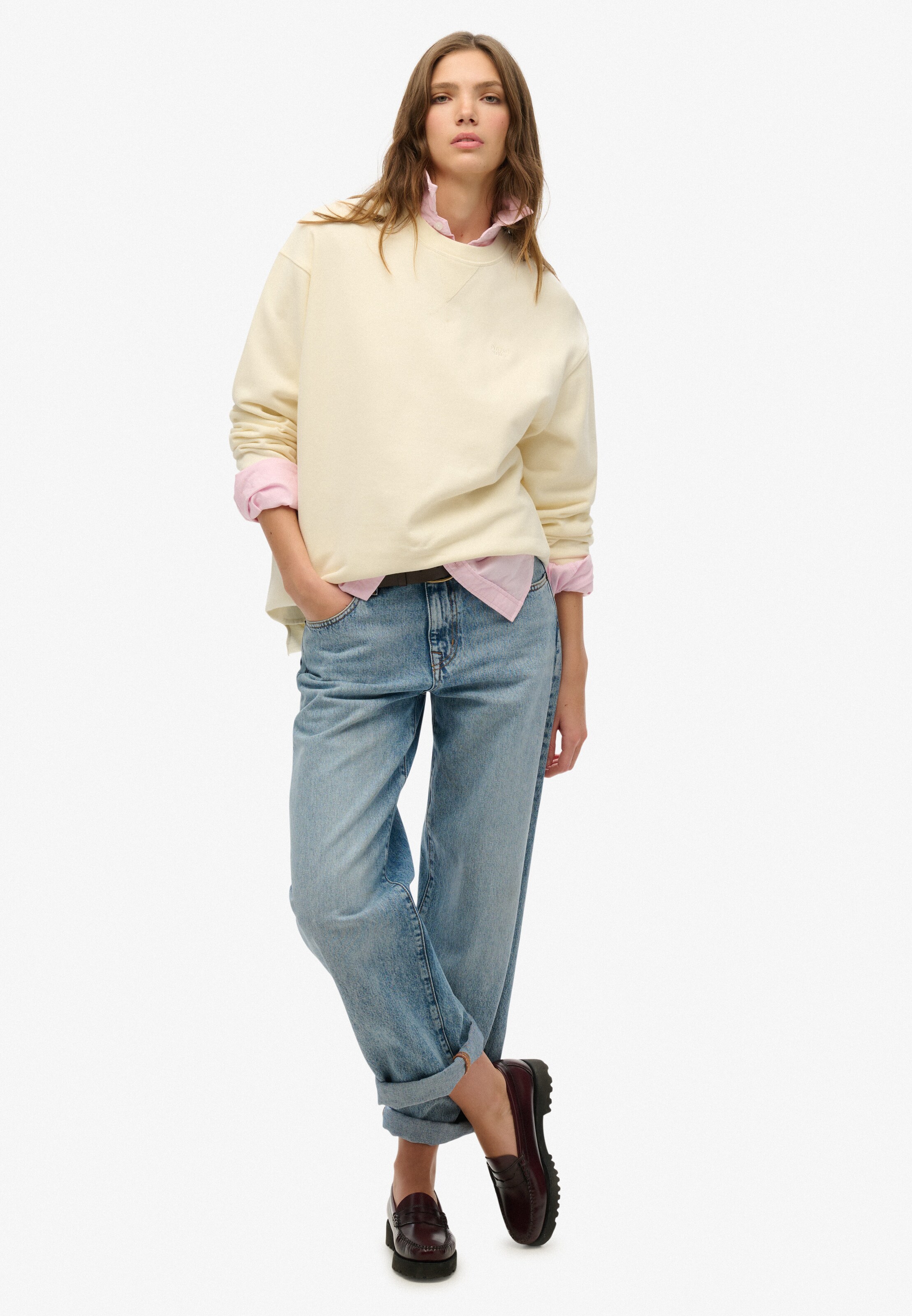 Superdry Sweatshirt 'Studios' in Weiß