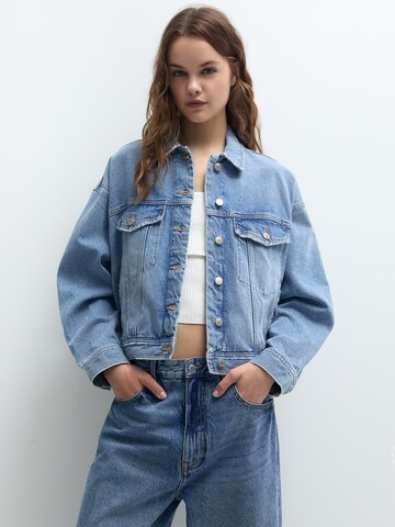 Pull&Bear Between-season jacket in Blue: front