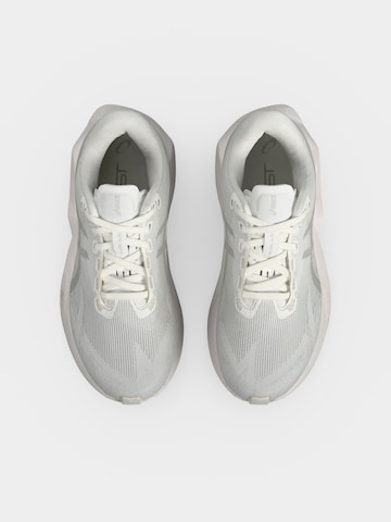 ASICS - Sapatilha de corrida 'Novablast 6' em branco