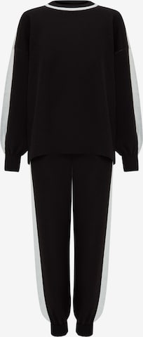 CESARE GASPARI Sweatsuit in Black: front