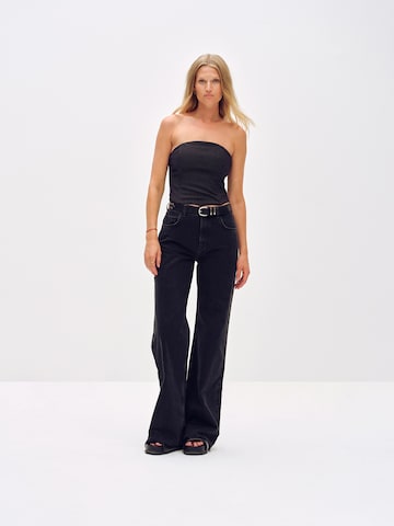 ABOUT YOU x Toni Garrn Top 'Bianca' in Zwart