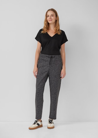 s.Oliver Конический (Tapered) Штаны в Серый: спереди