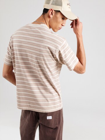 LEVI'S ® 'Red Tab Vintage Tee' in Beige