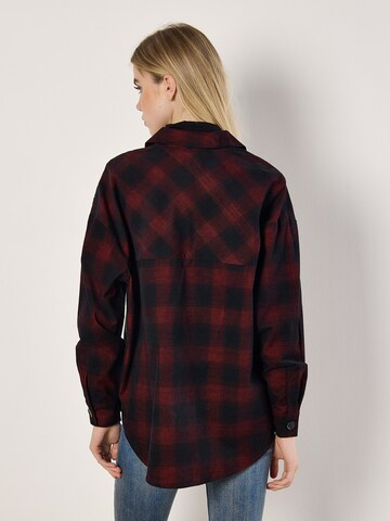 Apricot Blouse ' ' in Rood