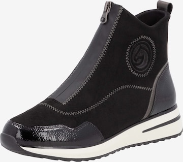 REMONTE Slip-Ons in Black: front