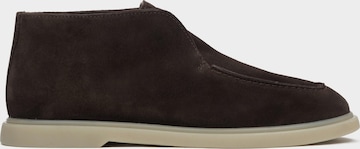 Estro Mocassins in Bruin: voorkant