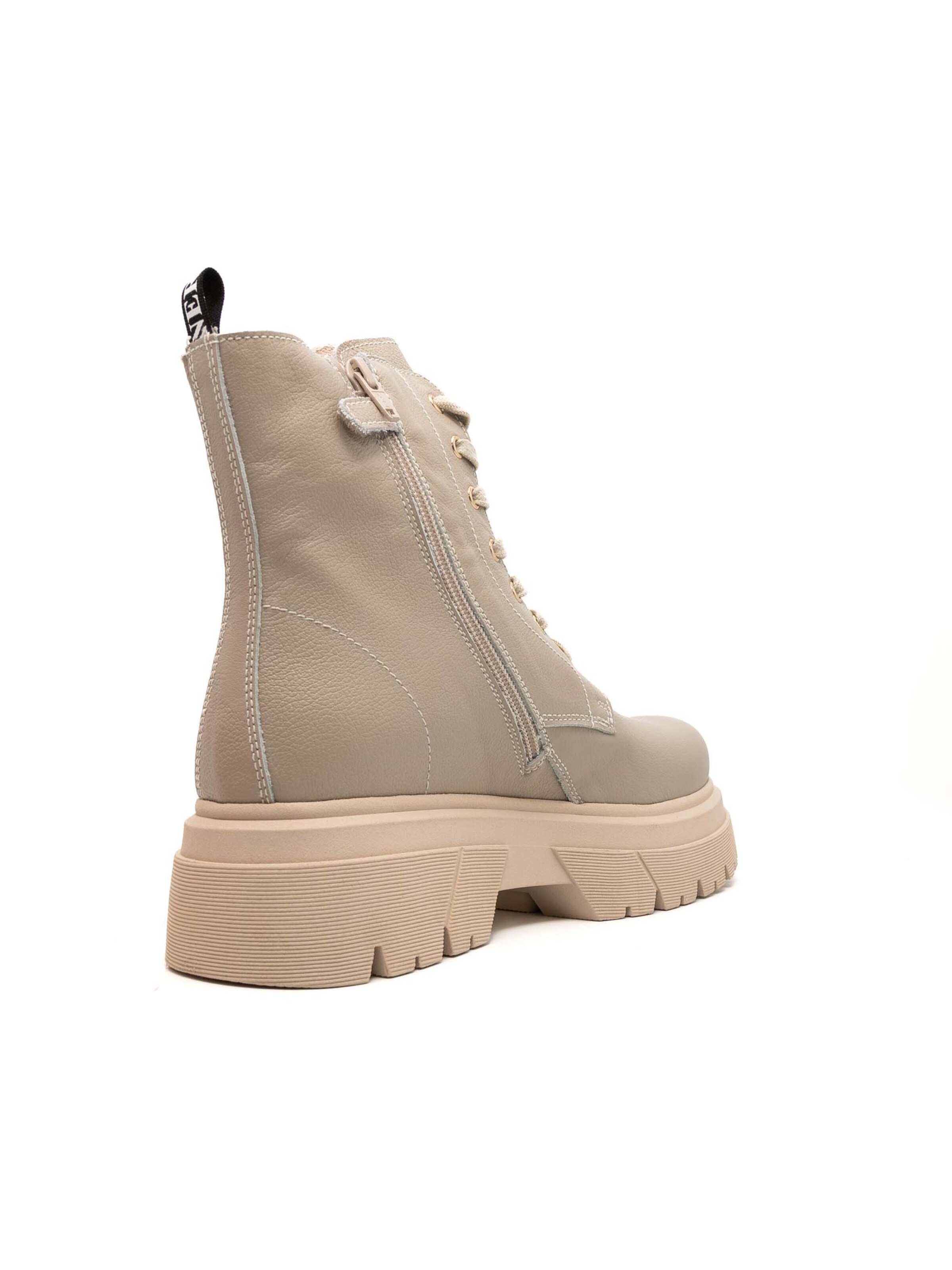 Nero Giardini Boot 'Kairo Beige Tr Pistoia Leonor Ligera' in Beige