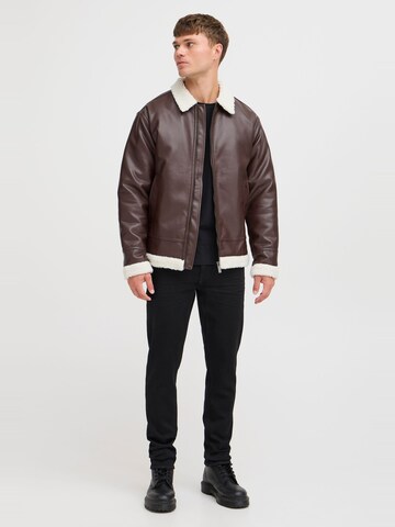INDICODE JEANS - Chaqueta de entretiempo 'Sulto' en marrón