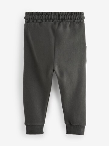 Next Tapered Hose in Grau