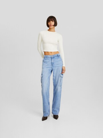 BershkaLoosefit Cargo traperice - plava boja