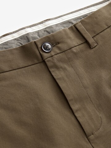 regular Pantaloni chino di Next in grigio