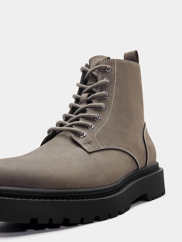 Pull&Bear Lace-Up Boots in Grey