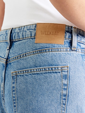 WEEKDAY Wide Leg Farkut 'Paz' värissä sininen