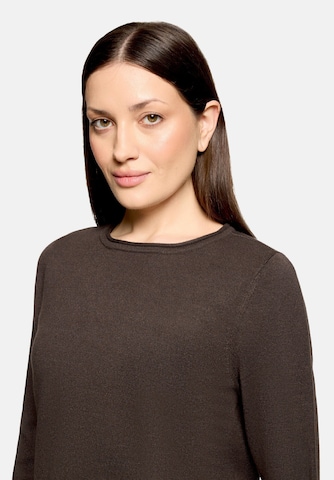 Cartoon Pullover in Braun