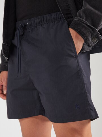 NORSE PROJECTS Regular Shorts in Blau