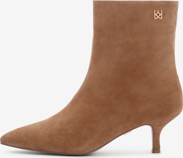 ruda Kazar Kulkšnis dengiantys batai: priekis