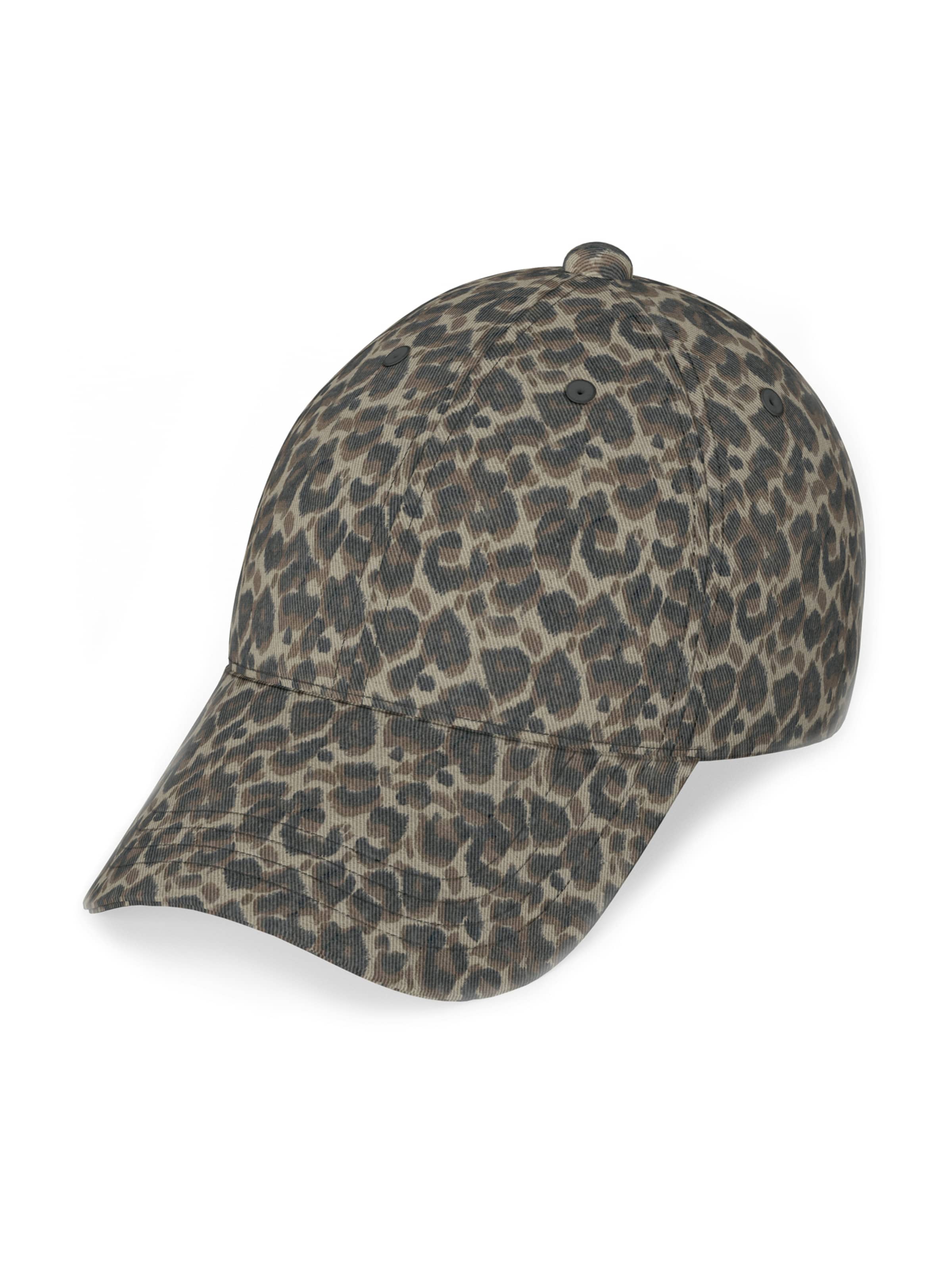 PIECES Cap 'PCMINDY' in Black: front