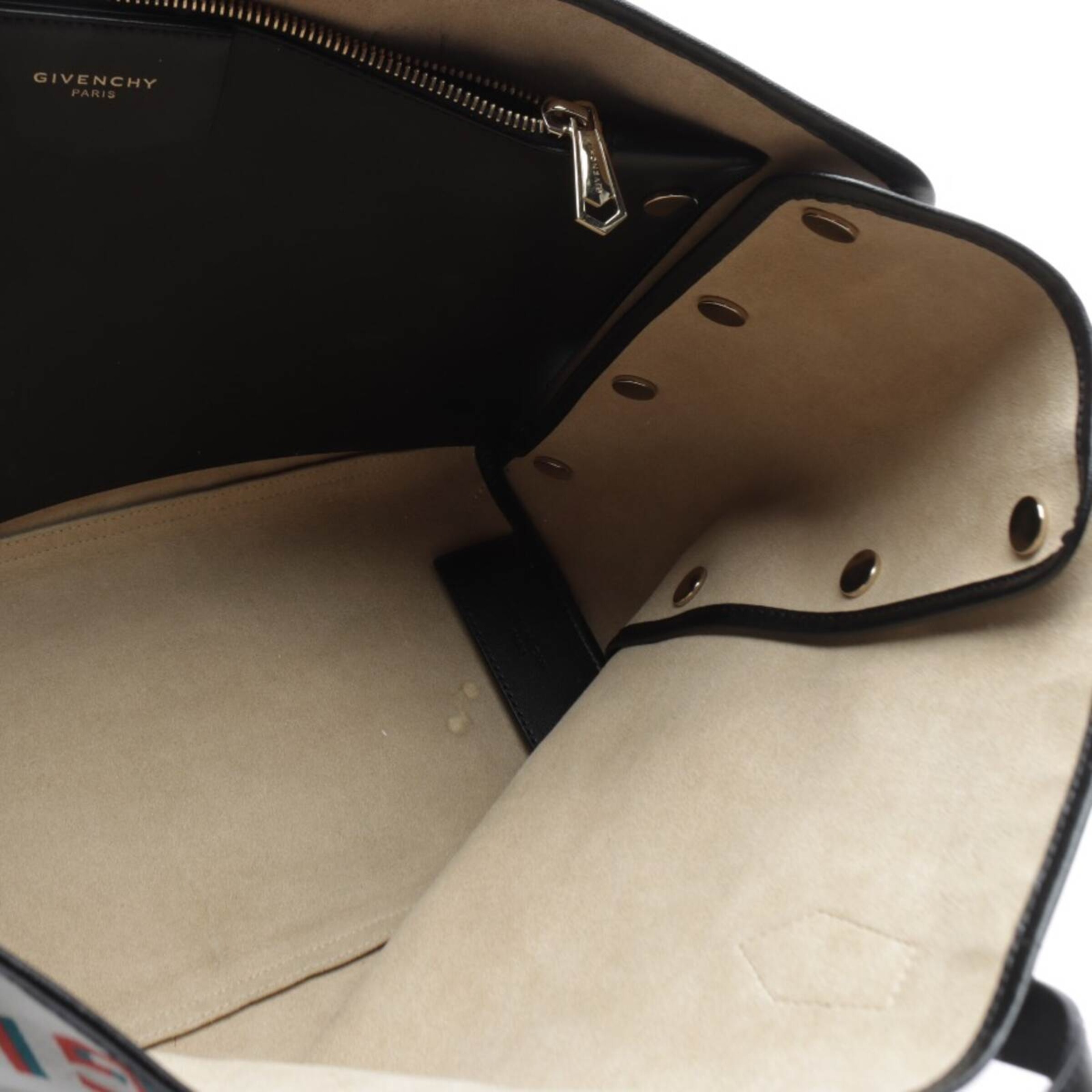 Bond Bag in One size in Mixed colors