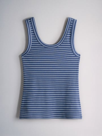The Set Top in Blau