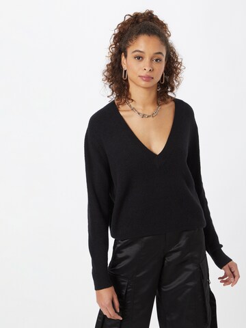 s.Oliver Sweater in Black: front