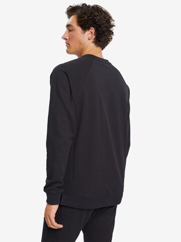ESPRIT Athletic Sweatshirt in Black