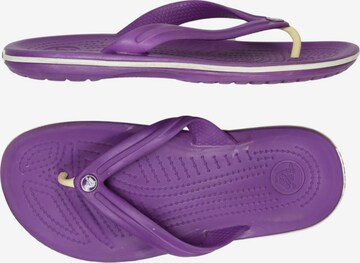Crocs Sandalen 36,5 in Lila: Vorderseite